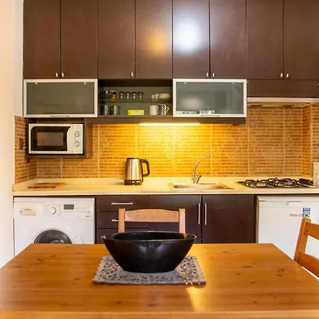 Pleasant And Central Flat With Balcony In Alsancak Apartment Izmir
